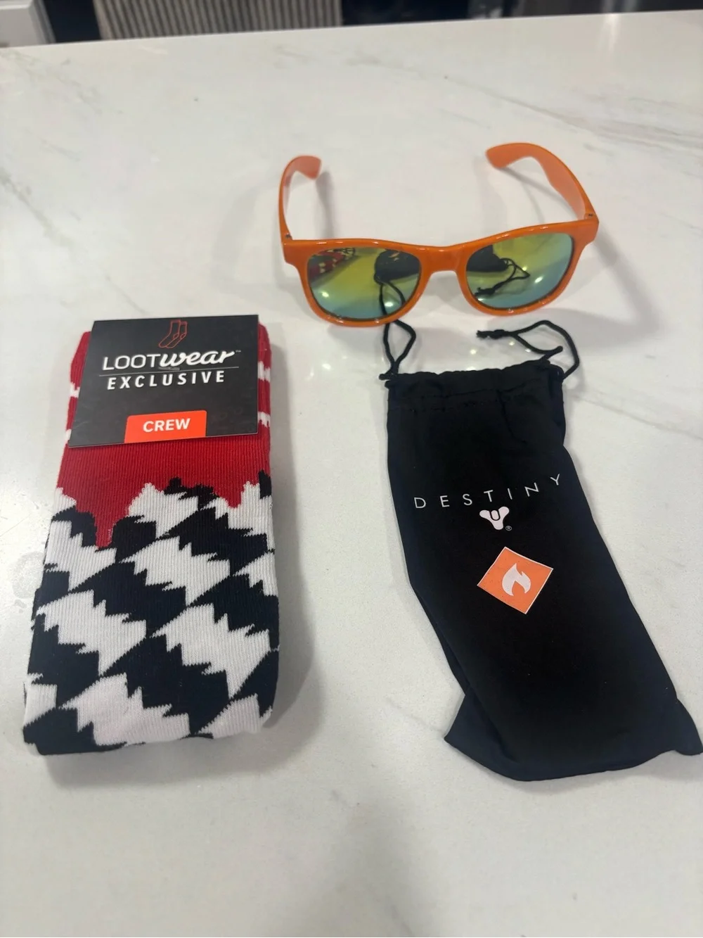 NWT Destiny Gamer Bundle Orange Sunglasses with Pouch & LootWear Crew Socks